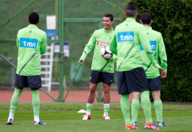 Ανοίγει η αυλαία στη φάση των «8» με Τσεχία-Πορτογαλία